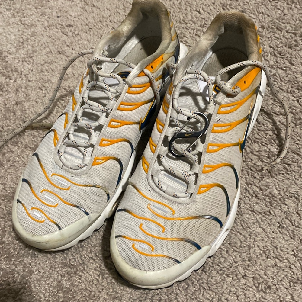 MENS US13 NIKE AIR MAX TN (WELL USED)